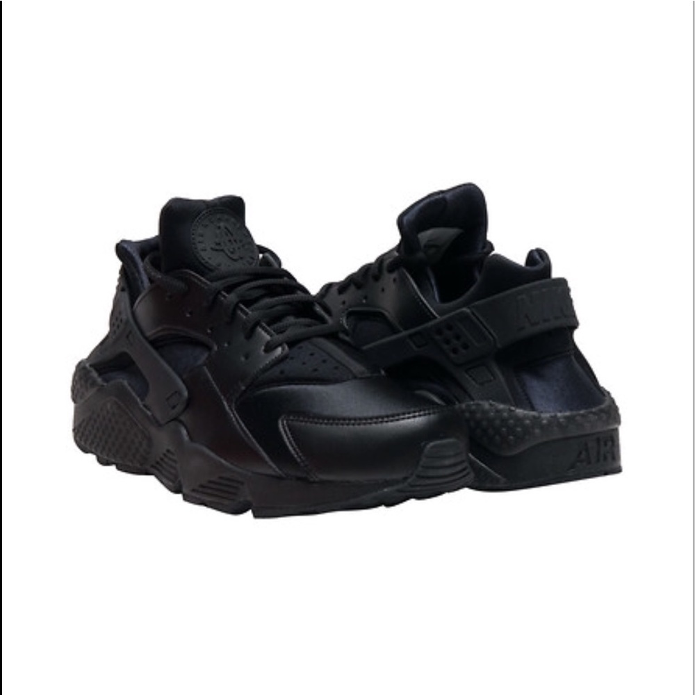 Nike Black Air Huaraches